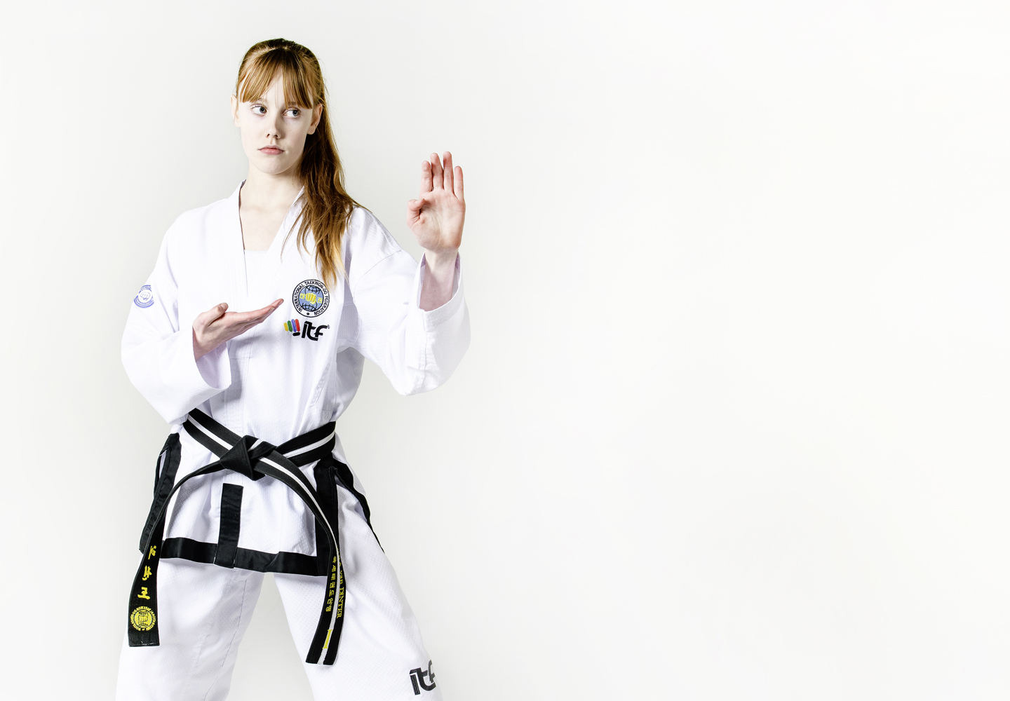 Controle over lichaam en geest is nodig voor gevorderd Taekwon-Do Voor goed Teakwon-Do is contole over lichaam en geest onontbeerlijk