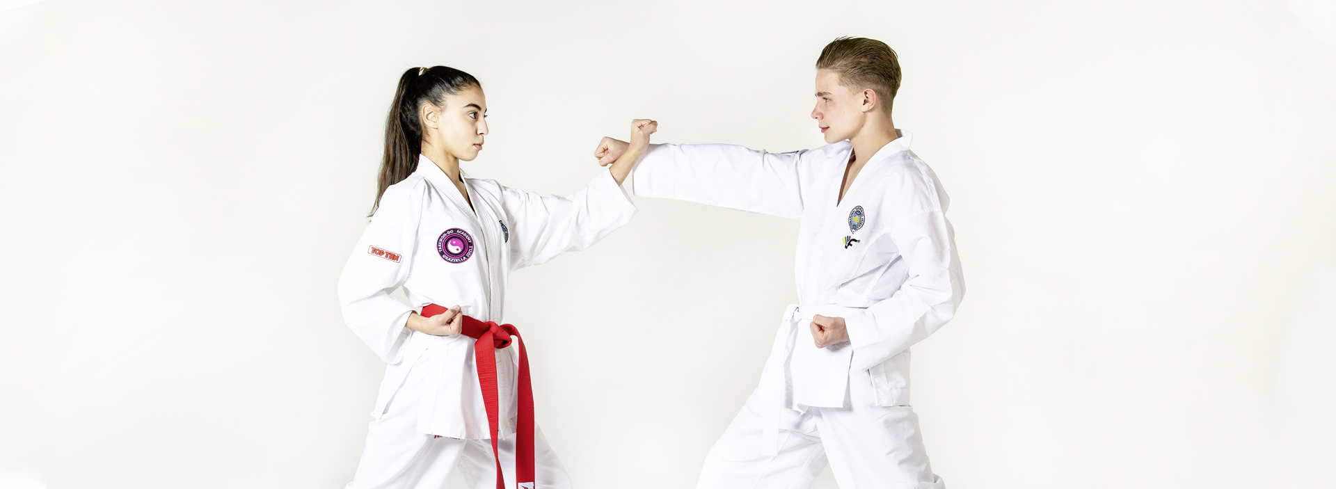Samenwerken is een essentiële vaardigheid die je bij Taekwon-Do leert.